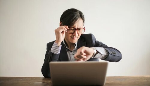 Foto Rahasia Tampil Keren juga Profesional 1 – Rahasia Tampil Keren juga Profesional! Intip 5 Top Outerwear Bodypack Terbaik untuk Workaholic | JAKARTA | termobariknews.com