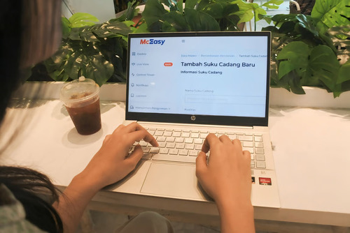 Foto McEasy Luncurkan Pengelolaan Suku Cadang Berbasiskan Teknologi IoT – McEasy Luncurkan Pengelolaan Suku Cadang Berbasiskan Teknologi IoT | Uncategorized | termobariknews.com