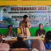 Kepala Desa Lubuk Saung Reki Pernando memimpin Musyawarah Desa dan Rembuk Stunting Tahun Anggaran 2026 di Balai Desa Lubuk Saung, Kecamatan Seberang Musi, Kabupaten Kepahiang.