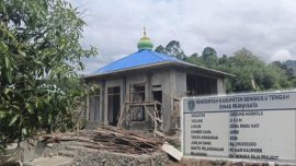 Foto GOLBE Desak APH Audit Proyek Mushola Glamping Rindu Hati Senilai Rp195 Juta – GOLBE Desak APH Audit Proyek Mushola Glamping Rindu Hati Senilai Rp195 Juta | Berita Bengkulu | termobariknews.com